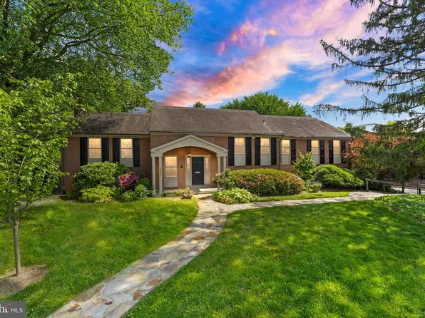 5530 Yorktown Blvd, Arlington, VA 22207