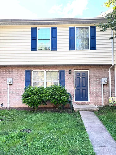 424 Ridgefield Ave Photo 1