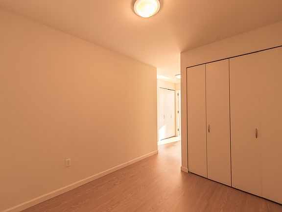 4th image of 420 E 61st St APT 31E