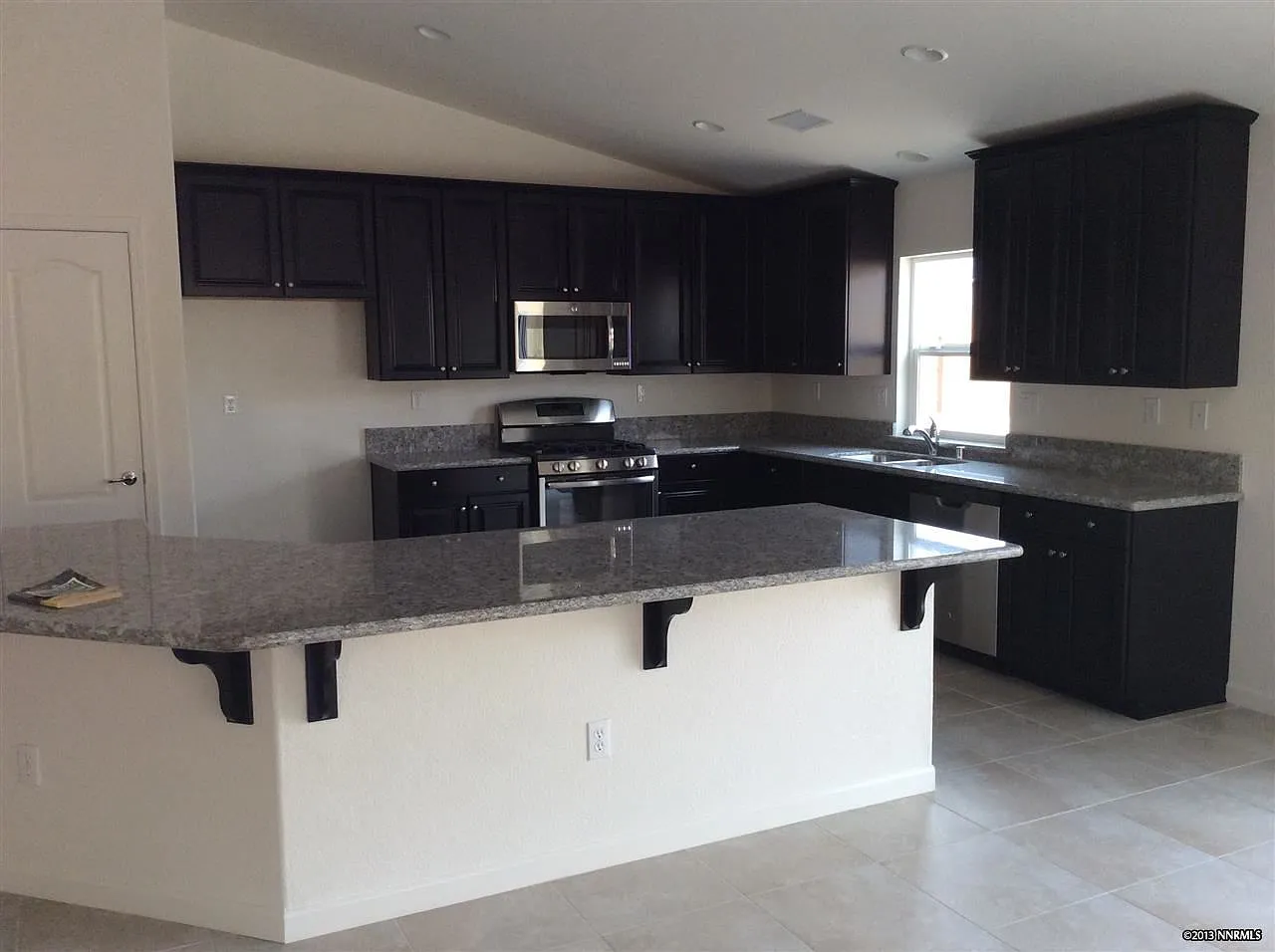 4130 Phenomenon Ct photo 1