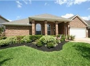 2307 Bristol Water Dr, Pearland, TX 77584