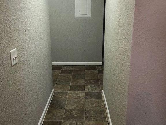 2nd image of 1501 Francis St APT B