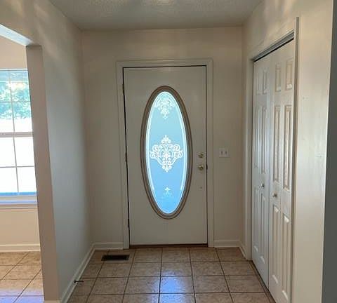 5th image of 108 Westwood Heights Ct