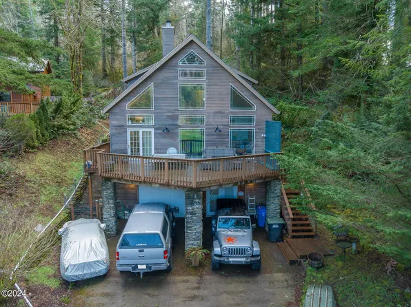 4 Olalla Pl, Toledo, OR 97391