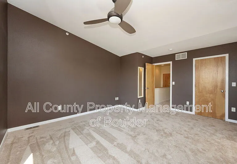 1345 Yellow Pine Ave — Photo 10