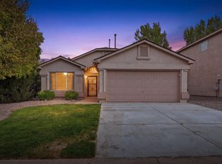 644 Valley Meadows Dr NE, Rio Rancho, NM 87144