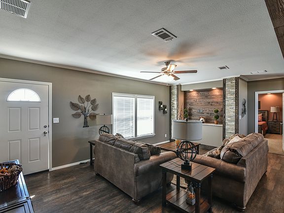 2nd image of 375 N Valley Dr #002