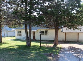 1136 Kemp St, Concordia, KS 66901