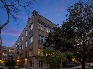 3022 W Palmer Blvd #103, Chicago, IL 60647