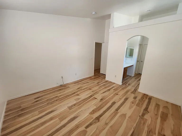 2732 Echo Springs St — Photo 10