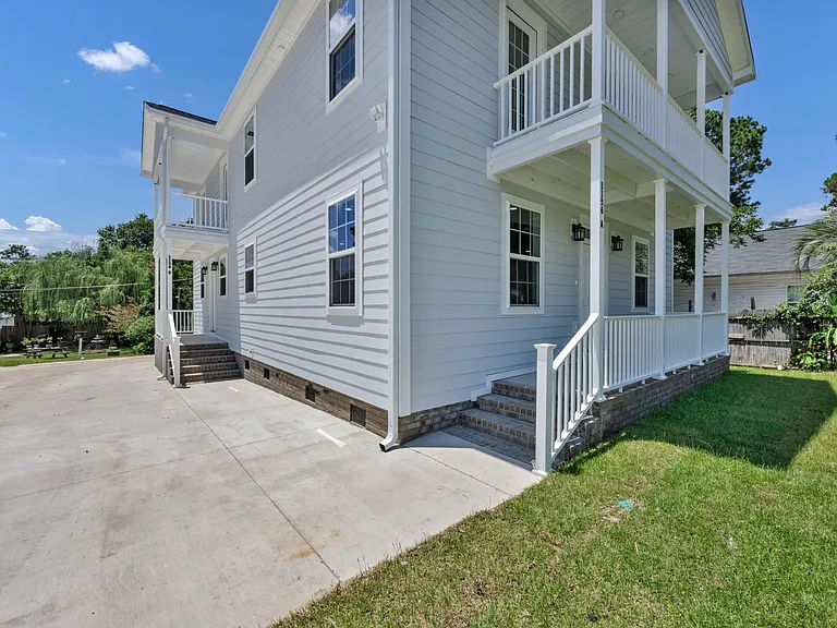 1156 Olympia Ave #1 — Photo 33