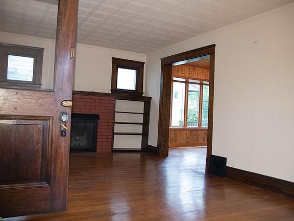 3rd image of 24 Ennis Ave