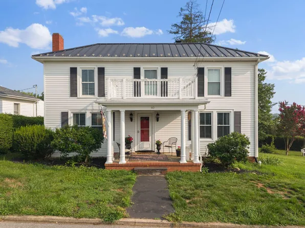 40 High St, Rocky Mount, VA 24151