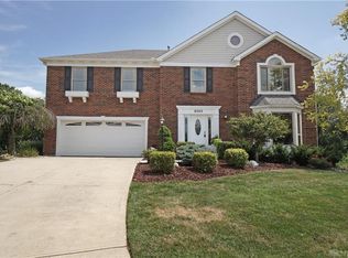 8060 Thistlewood Dr, West Chester, OH 45069