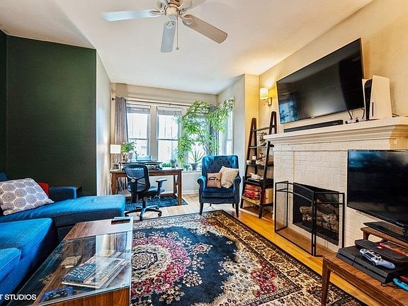 2nd image of 1648 W Edgewater Ave #1