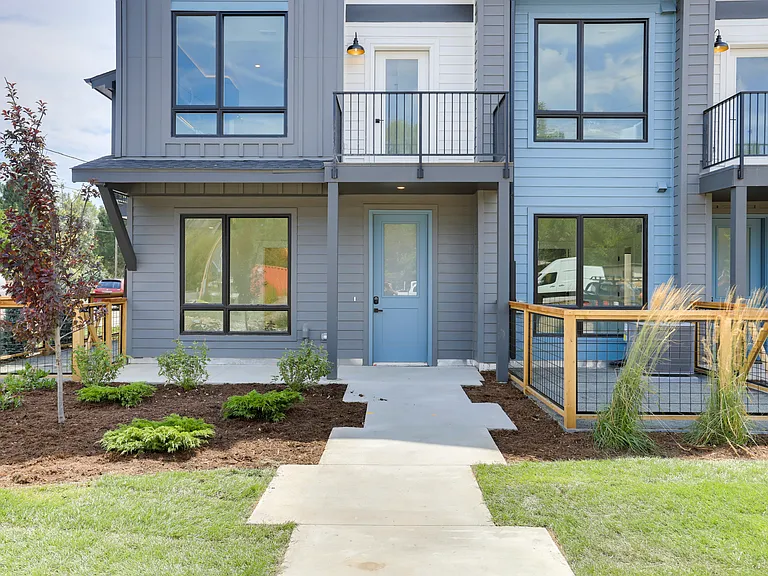 5055 Cody St #G — Photo 31