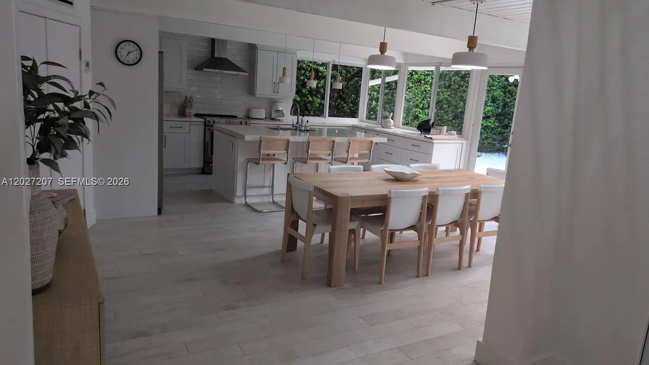 Biscayne Key Estates — Photo 4
