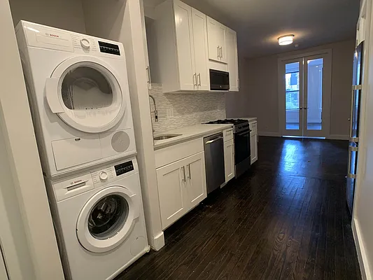 Rented by Tourma Realty LLC | media 27