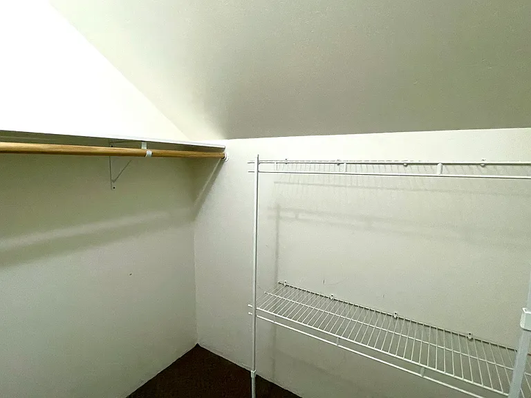 498 Twelve Oaks Dr #1 — Photo 13
