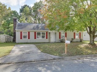20 Jolama Dr, Newport News, VA 23602