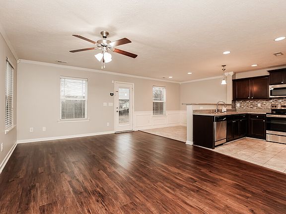 5th image of 1706 Warmingfield Dr