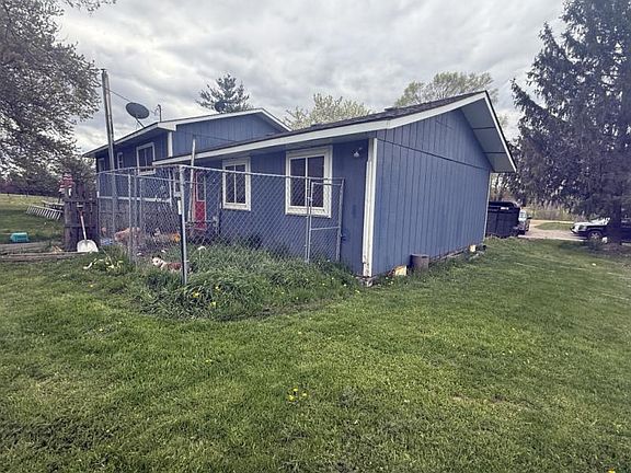 4th image of 3111 Howland Rd