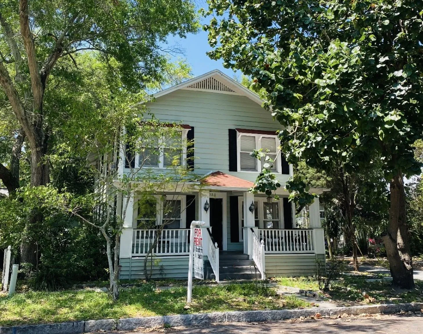 1 bed, 400 sqft, $1,350 — Photo 1