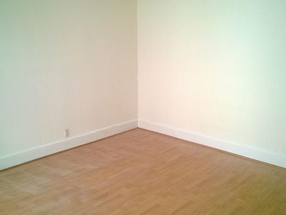 2nd image of 1116 N Main St