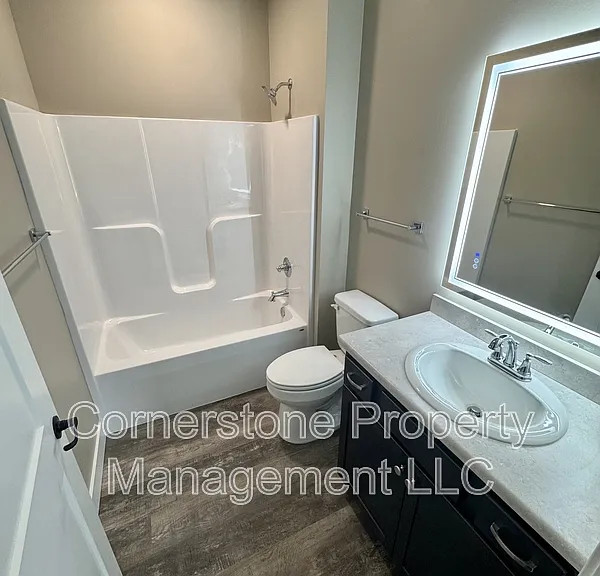 8781 Lexington Ave #26 — Photo 4