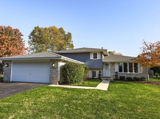 3306 Cascade Ln, New Lenox, IL 60451