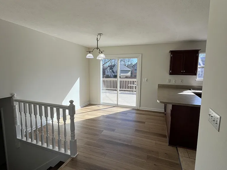 1127 Fitzpatrick Rd — Photo 6
