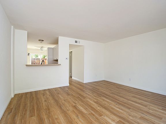2nd image of 736 G St Unit A