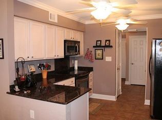 527 Front Bch #37, Ocean Springs, MS 39564