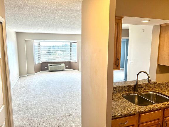 4th image of 470 Fawell Blvd APT 513