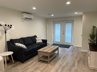 11735 Lakewood Ln, Fairfax Station, VA 22039