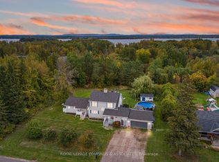 113 Golf Course Rd, Laurentian Valley, ON K8A7B1