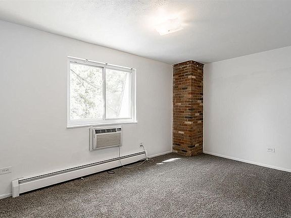 5th image of 2190 S Holly St Unit 217