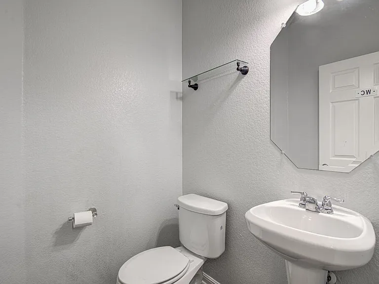 7337 Menchaca Rd #22 — Photo 10