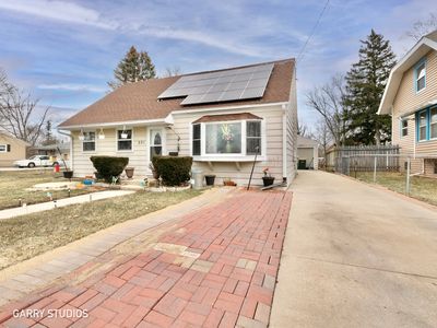 221 Norris Ave, West Chicago, IL, 60185