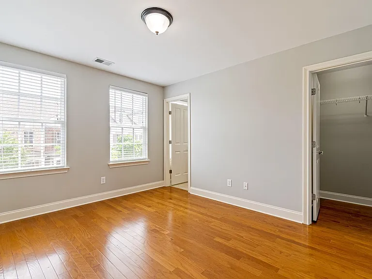 318 Byron Way — Photo 27