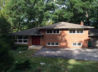 243 Dietrich Rd, Ballwin, MO 63021