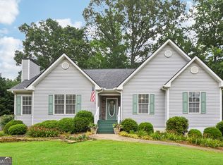 1086 Fieldstone Dr, Canton, GA 30114