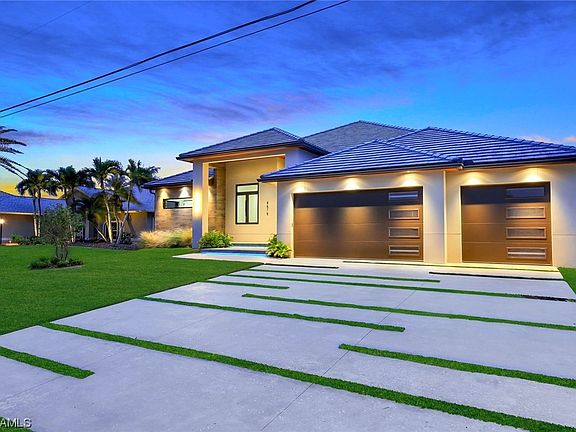 2nd image of 4616 SW 22nd Place Cpe