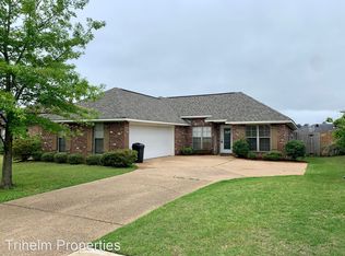 606 Oakleigh Pl, Brandon, MS 39047