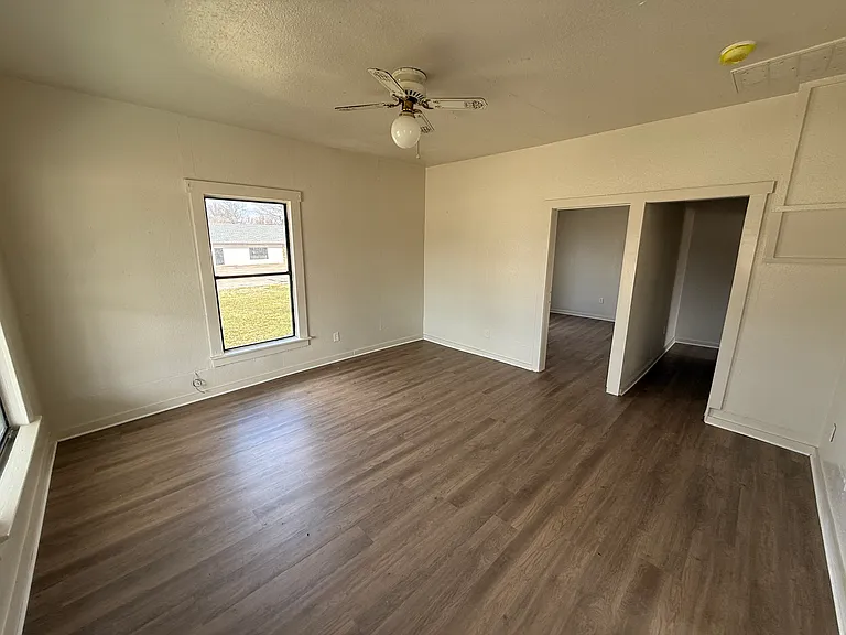 625 Park St — Photo 15