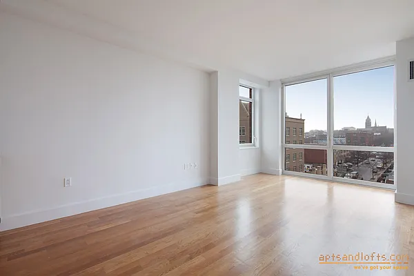 Rented by aptsandlofts.com | media 83