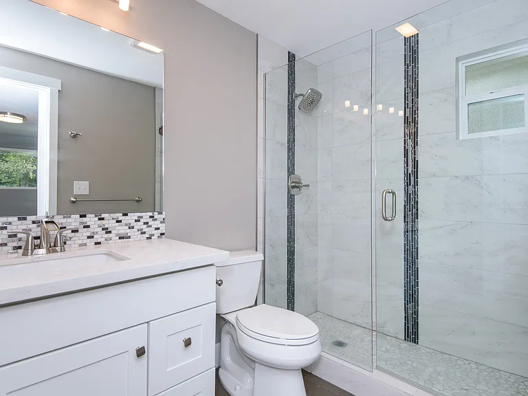11444 SE 72nd St — Photo 11