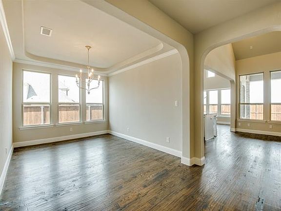 3rd image of 1605 Liberty Way Trl