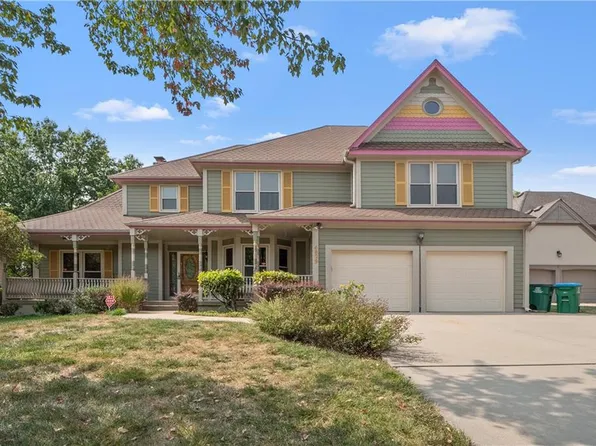 4829 W 121st St, Overland Park, KS 66209