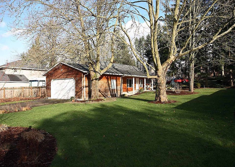 Move-In Ready on a Large Lot